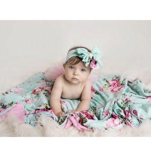 Posh Peanut double layer swaddle blanket patoo